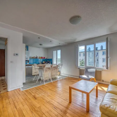 Jolie Chambre Avec Vue Dans En Colocation 格勒诺布尔